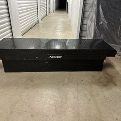Husky Truck Tool Box With Keys 