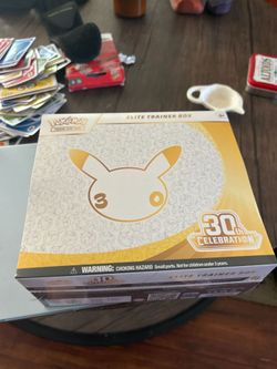 Pokemon 30th Anniversary Celebrations Elite Trainer Box ETB