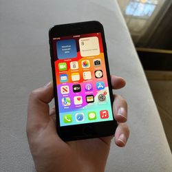 iPhone SE 2 Black Color 64GB Unlocked