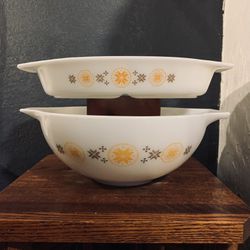 Vintage Pyrex Town And Country 