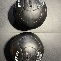 WALL BALLS