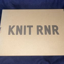 YZY KNIT RNR “FADE ONYX” Size 9 1/2***