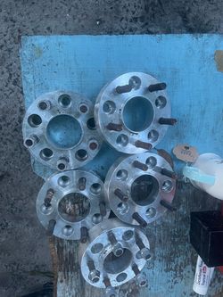 1.25 inches (32mm) and 2.0 inches (50mm) thick.