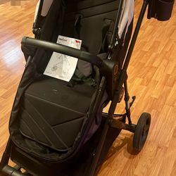 Stroller with Bassinet | Great Condition | Newborn Ready