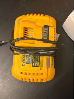 Dewalt Fast Charger for 20v/40v