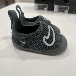 Nike Toddler Walking Shoes