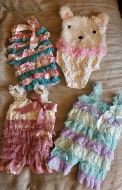 New 0-9 month beautiful lace outfits