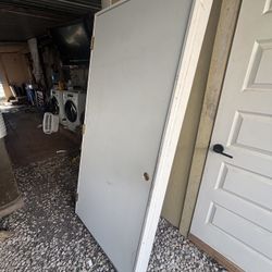 3x6.8ft storage right hand door