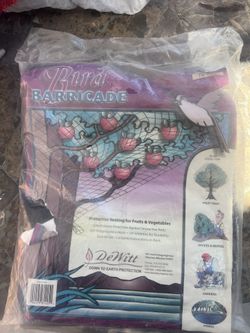 Netting To Protect Fruit Or Vegetales