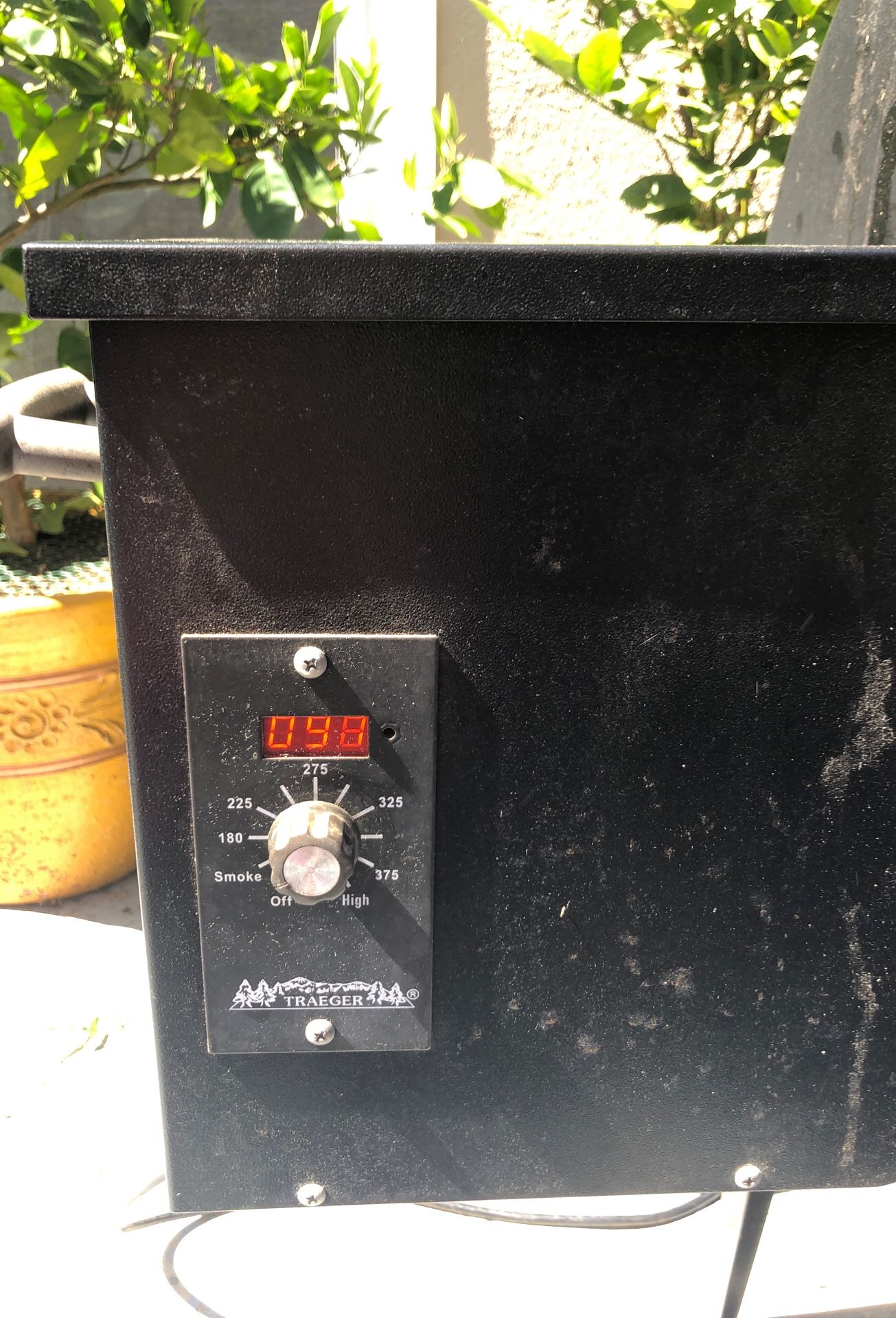 Seasoned Traeger Jr BBQ055 Pellet Grill for Sale in Oceanside, CA OfferUp