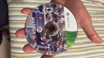 Xbox 360 games ufc2010 undisputed/madden17