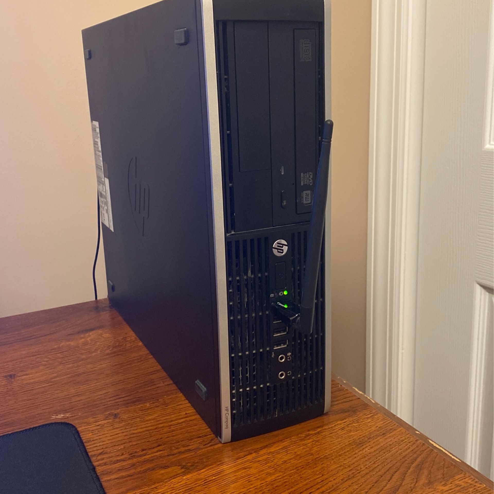 Hp Gaming Computer In Perfect Condotion worth $500.