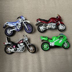 1:18 Scale Motorcycles 