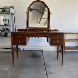 Antique Vanity With Mirror Hespeler Other Matching Pieces Available
