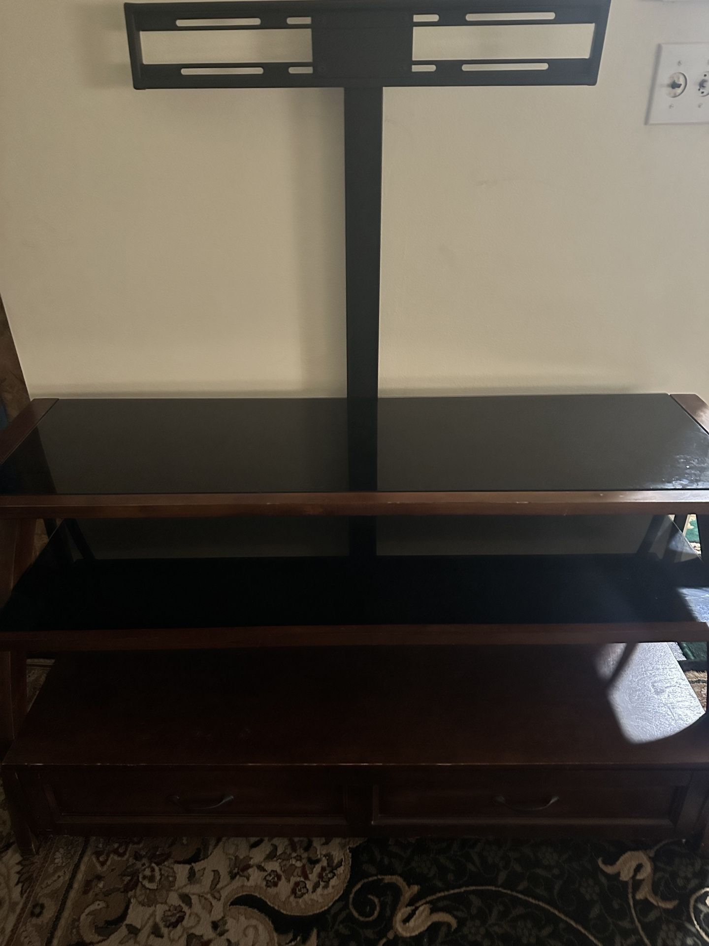 Tv stand with wall mount | حامل تلفزيون مع حامل حائط
