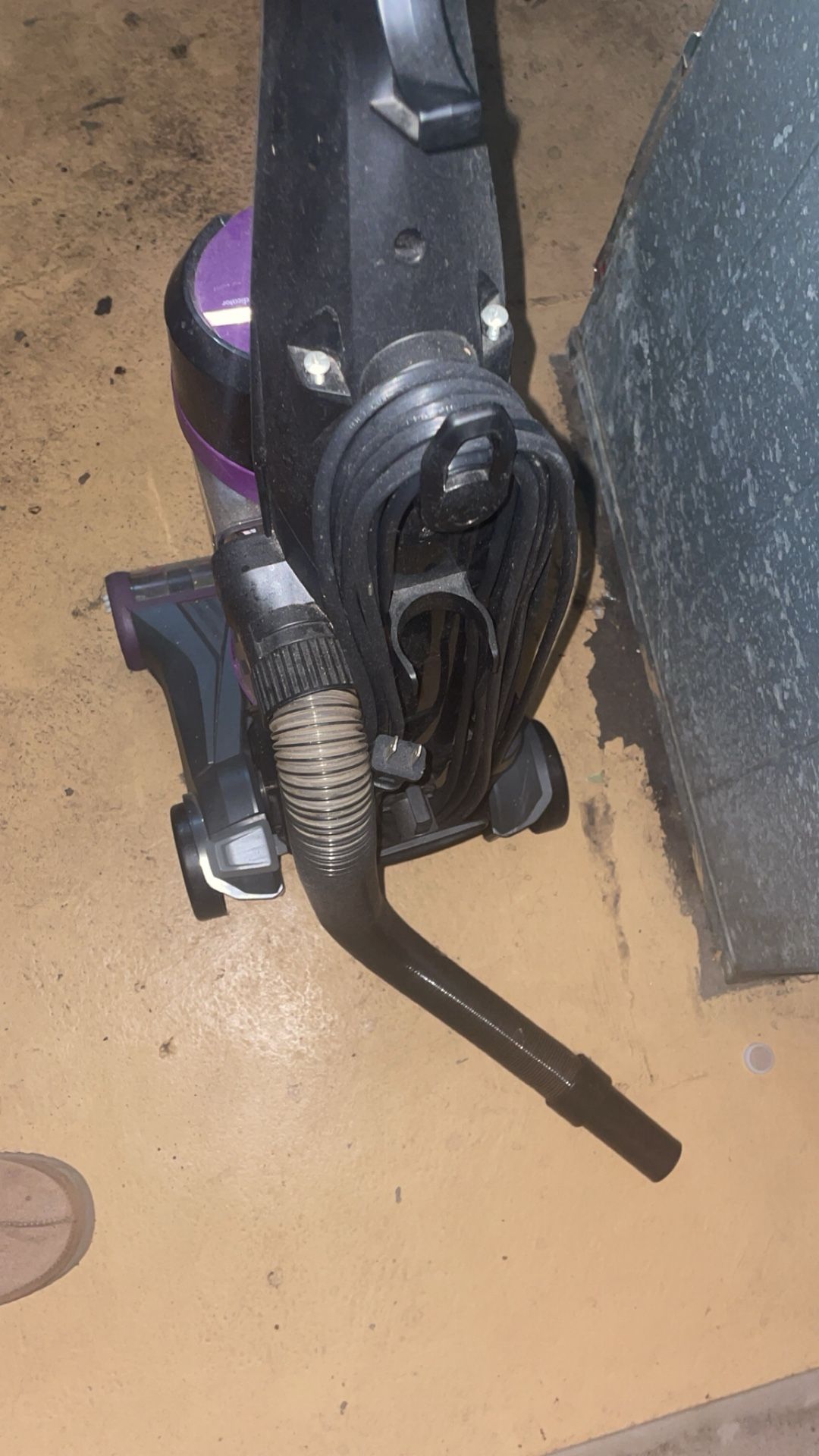 BISSELL PowerForce Helix, Bagless, Upright Vacuum, Pet Friend