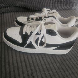 Nike Size 4.5 Like New $30