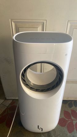 Ac fan with ice water compartment