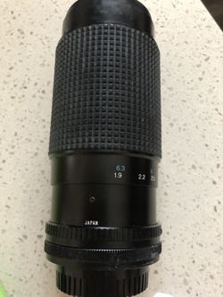 RMC Tokina 80-200 camera lens