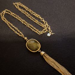 30”SilverTone Necklace With Genuine Crystals And Reversible Dangling Pendant 