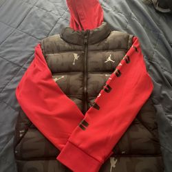 Boys Jordan Jacket Size M