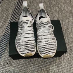 NMD R1 STLT PK
