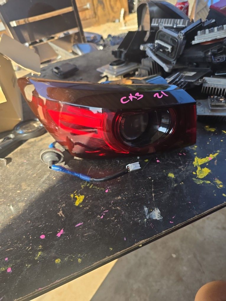 Nice! 2019-2021 Mazda CX3 CX-3 Rear Left LH Side Outer LED Tail Light Lamp OEM