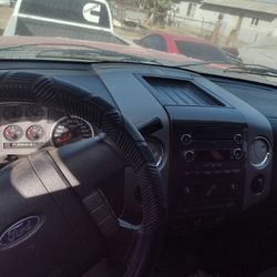 Es Salvaje Ford F 150 4 X 4 V 8 Automática