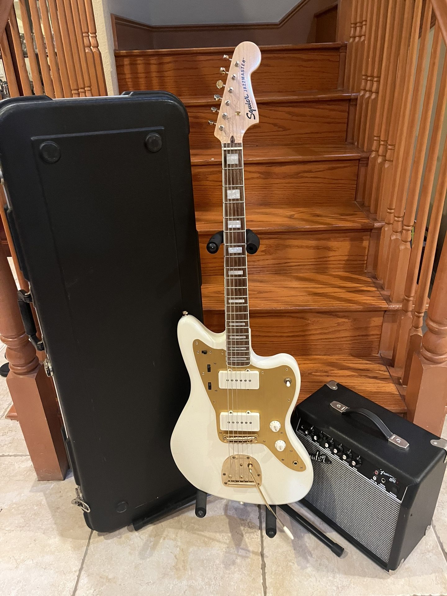 Squier Anniversary Gold Jazzmaster (Mint) W/ Hardshell Case, Fender Amp