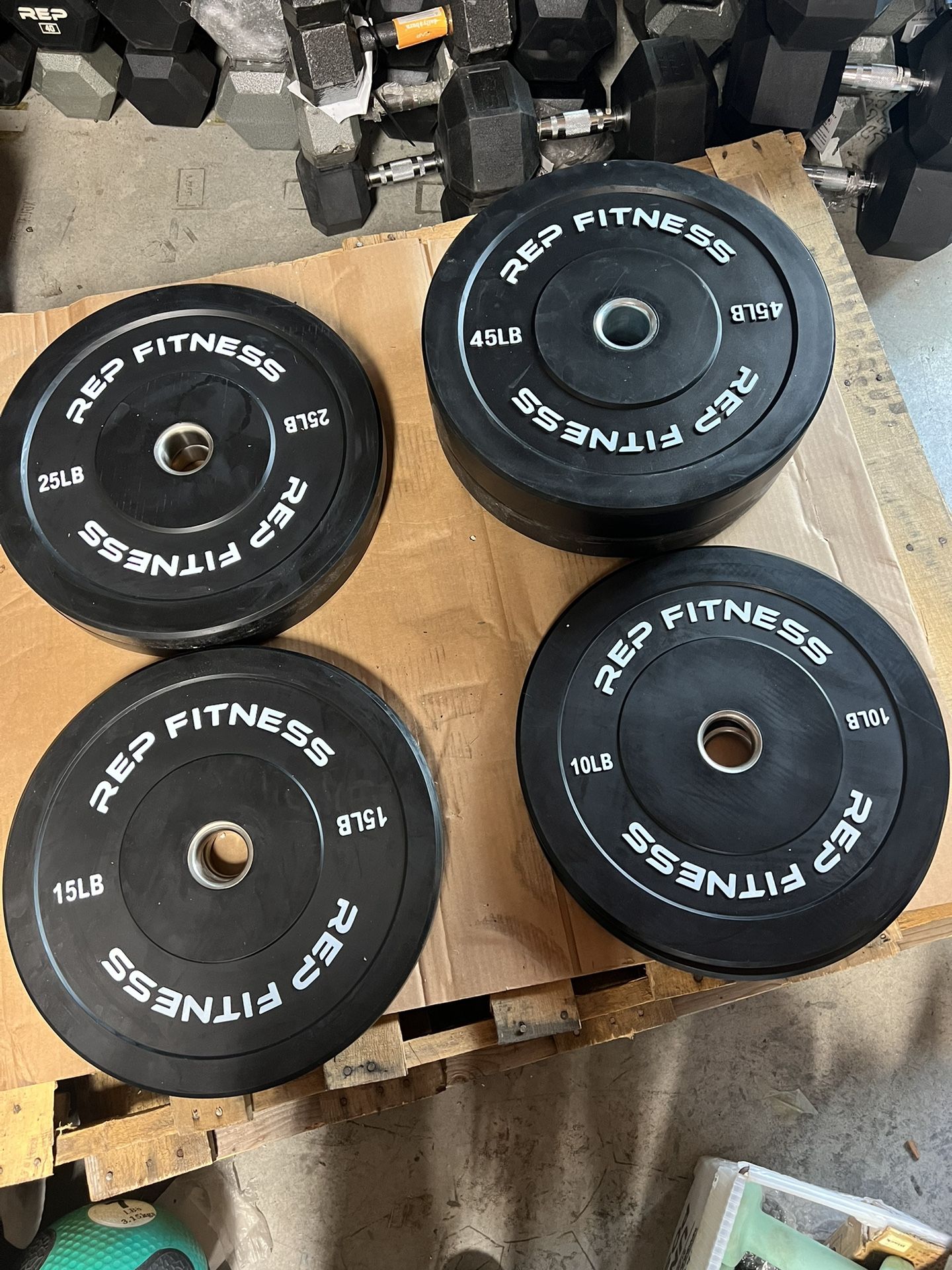 Rep Fitness 190lb Black Bumper Plate Set NEW