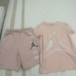 Girls Jordan T Shirt Plus Shorts Set