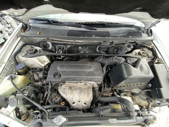 Toyota 2.4L 4 -cyl Engine 2AZ-FE