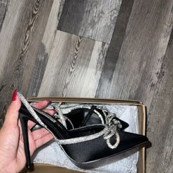 Black Stiletto, Bow, Diamond Heals