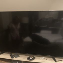Samsung 55 Inches Tv
