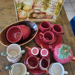 Big Lot of Stoneware & Ceramic Plates/Cups/Tea Pot /Tea Coffee Cups Trays & More. Vintage. EUC.