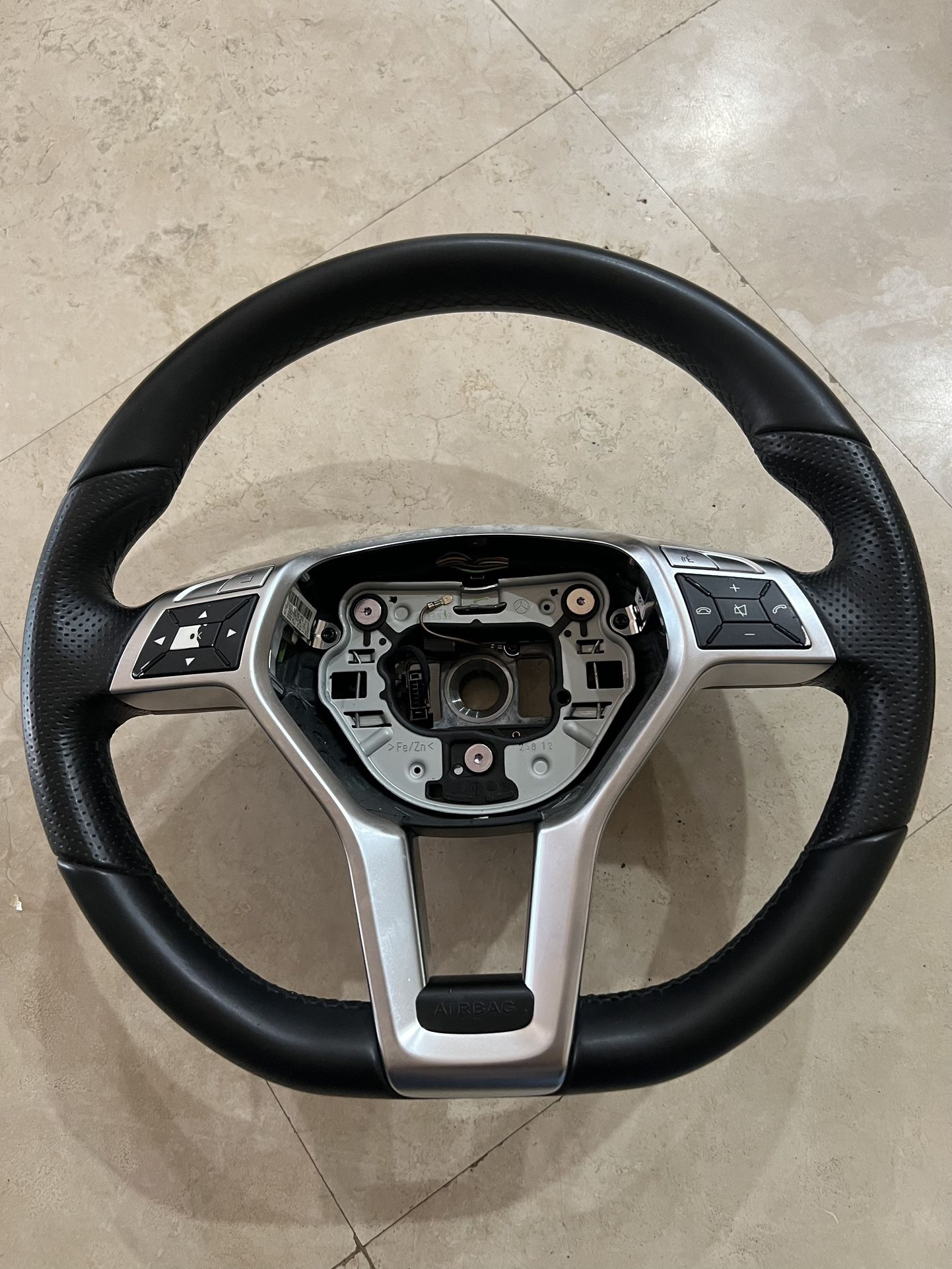 2013 Mercedes Benz W204 Steering Wheel