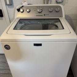 Commercial-grade Washer - Maytag Bravos MCT
