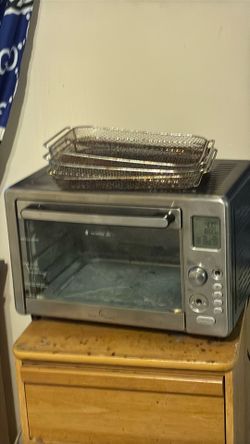 Air fryer / rotisserie oven