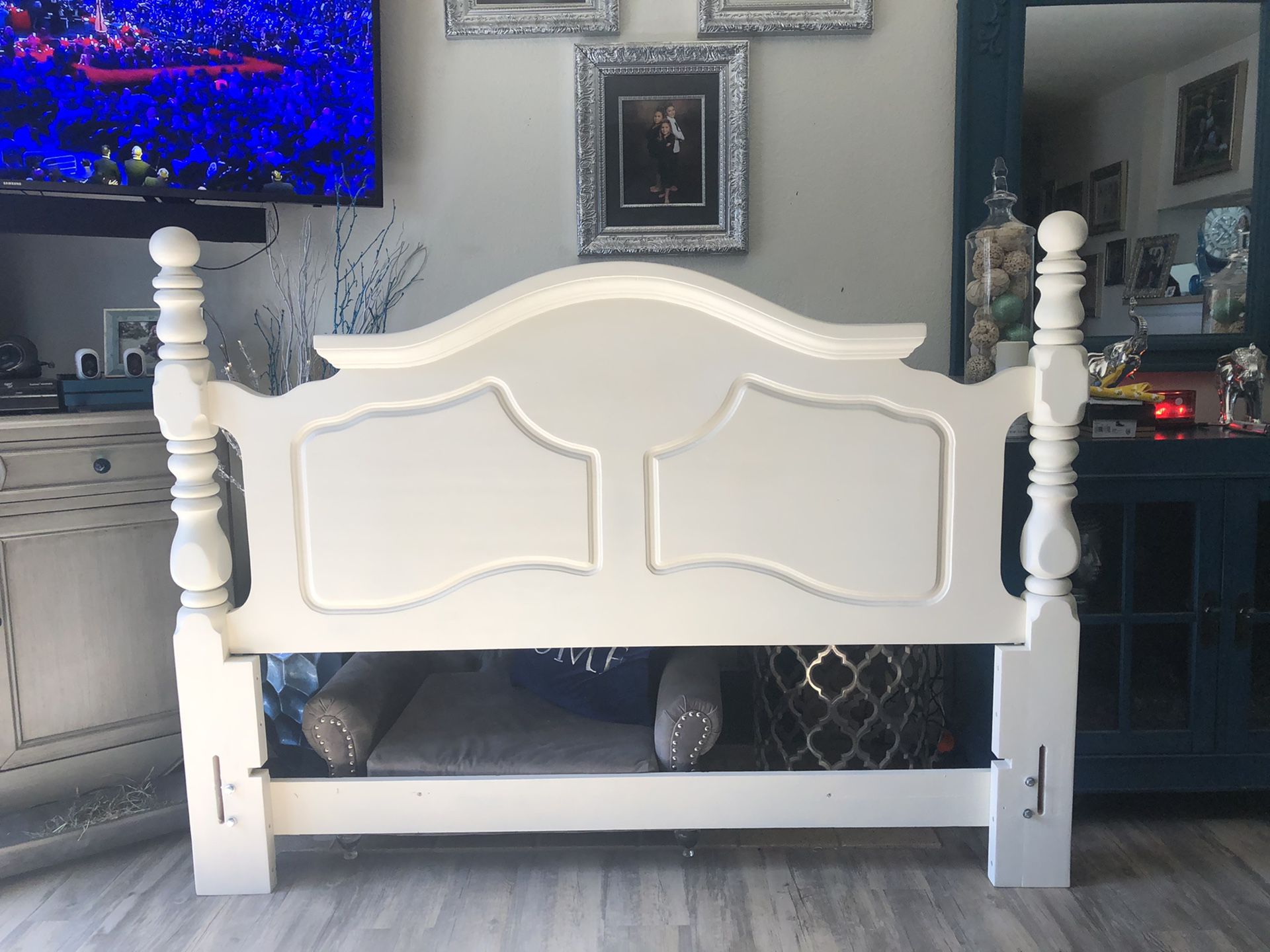 Solid wood Queen Bed and Frame