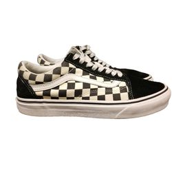 Van's Checkerboard Low Sneakers $30 (Good Condition) Size Mens  6.5/ Women 8
