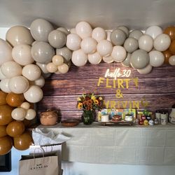 Balloon Garlands 