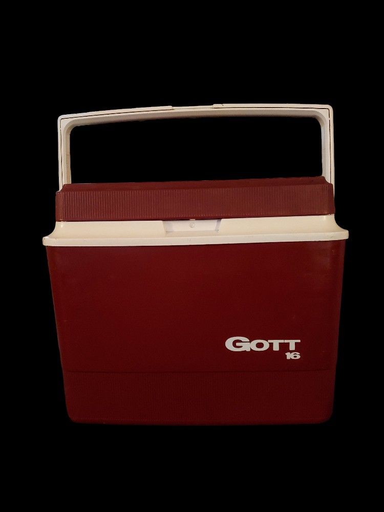 Vintage 1980s Maroon USA Cooler Gott Ice Box Travel Handle Original Tags On Bott