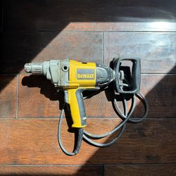 Dewalt corded Mixing Drill DW130V