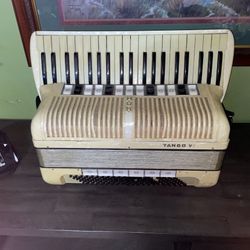 Hohner Tango VM Accordion  