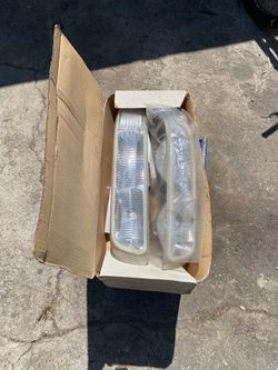 Clear corner turn signals new in box 1(contact info removed) Silverado Chevy