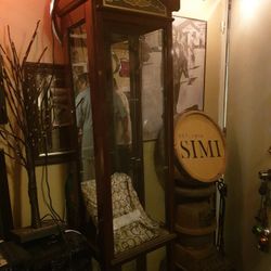 China Cabinet Vintage