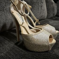 Steve Madden Platforms*READ DESCRIPTION*