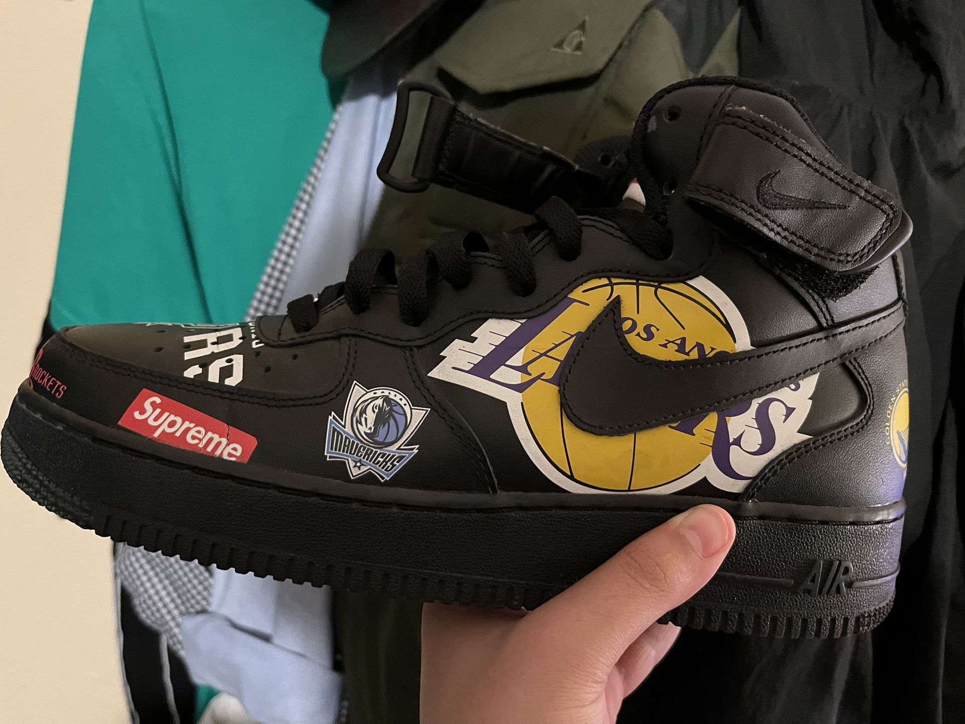 Supreme x NBA x Air Force 1 Mid 07 ‘black’