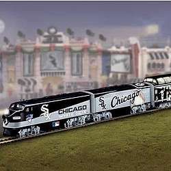 Hawthorne Village Chicago White Sox Electric Train Collection – BRAND NEW – Never Used – COAs Included