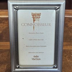Connoisseur Decorative Photo Frame 4x6